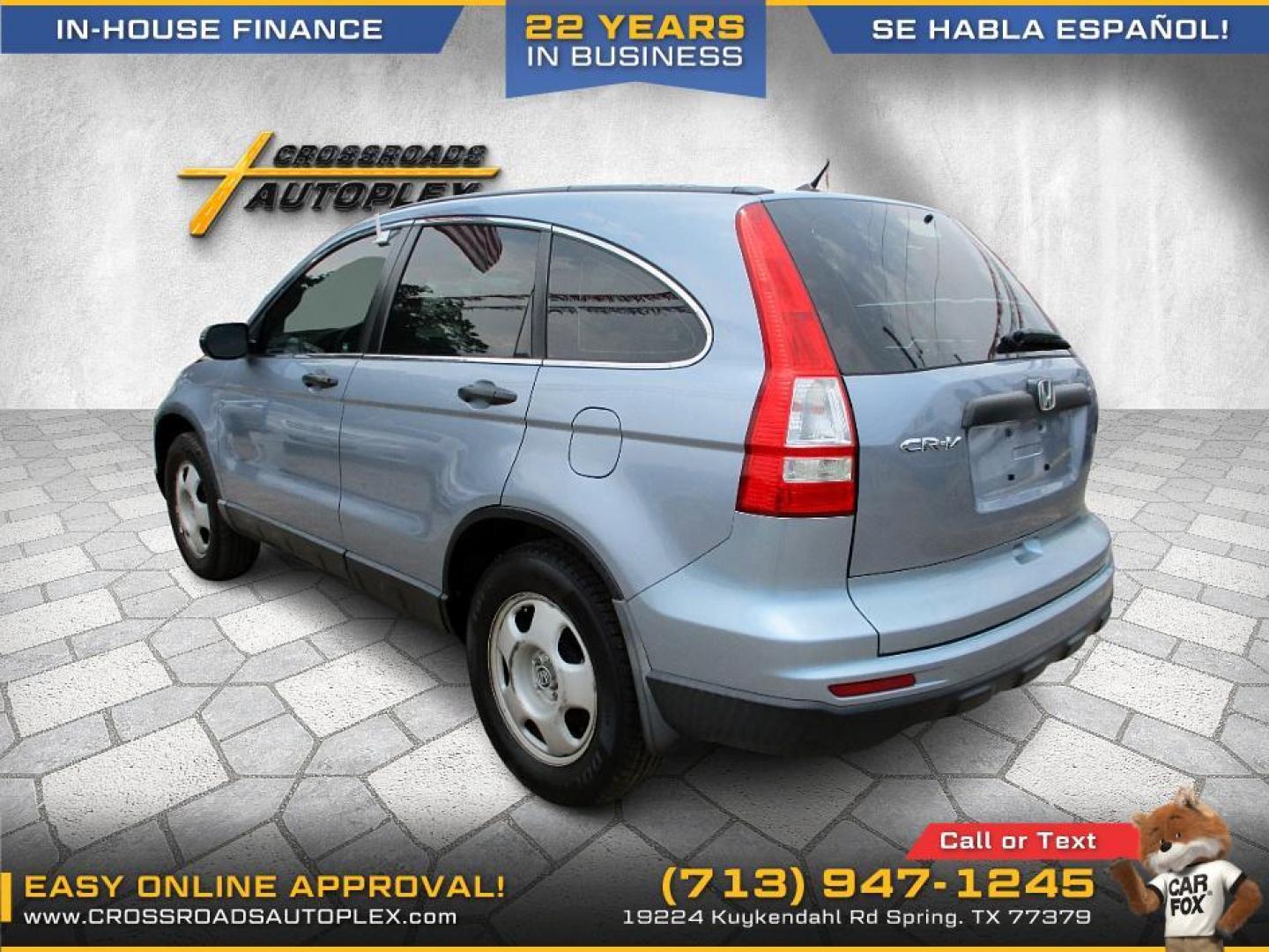 2011 SILVER /BLUE HONDA CR-V LX 2WD 5-Speed AT (3CZRE3H3XBG) with an 2.4L L4 DOHC 16V engine, 5-SPEED AUTOMATIC transmission, located at 19224 Kuykendahl Rd, Spring, TX, 77379, (713) 947-1245, 30.049259, -95.491402 - Photo#2