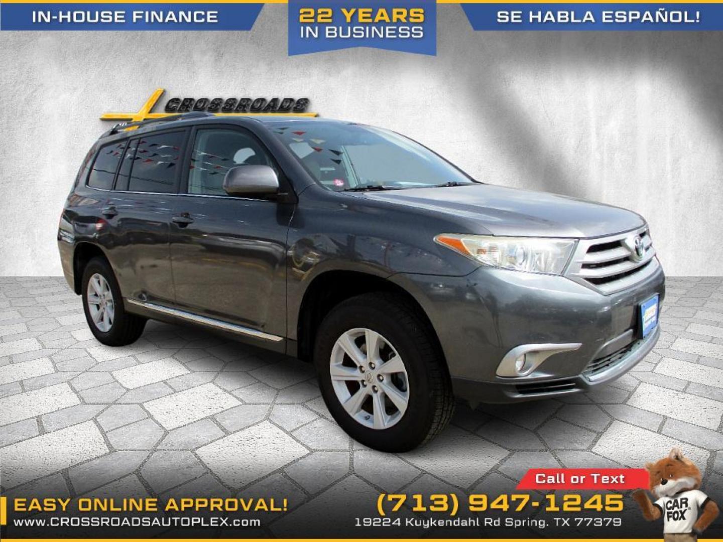 2013 SILVER /GRAY TOYOTA HIGHLANDER Base 2WD V6 (5TDZK3EH8DS) with an 3.5L V6 DOHC 24V engine, 5-SPEED AUTOMATIC transmission, located at 19224 Kuykendahl Rd, Spring, TX, 77379, (713) 947-1245, 30.049259, -95.491402 - WE IN HOUSE FINANCE, CALL US AT 713-947-1245 - Photo#5