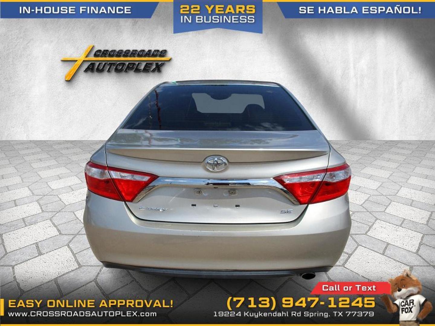 2017 BEIGE /BLACK TOYOTA CAMRY SE (4T1BF1FK3HU) with an 2.5L L4 DOHC 16V engine, 6-SPEED AUTOMATIC transmission, located at 19224 Kuykendahl Rd, Spring, TX, 77379, (713) 947-1245, 30.049259, -95.491402 - CALL US AT 713-947-1245 - Photo#3