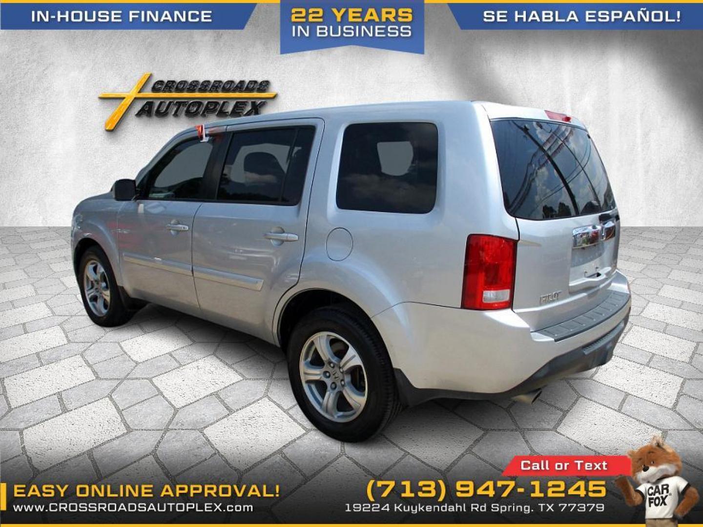 2014 SILVER /BLACK HONDA PILOT EX-L 2WD 5-Spd AT (5FNYF3H52EB) with an 3.5L V6 SOHC 24V engine, 5-SPEED AUTOMATIC transmission, located at 19224 Kuykendahl Rd, Spring, TX, 77379, (713) 947-1245, 30.049259, -95.491402 - CALL US AT 713-947-1245 - Photo#2