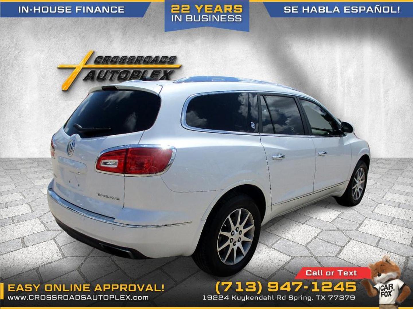 2016 WHITE /GRAY BUICK ENCLAVE Leather FWD (5GAKRBKD2GJ) with an 3.6L V6 DOHC 24V engine, 6-SPEED AUTOMATIC OVERDRIVE transmission, located at 19224 Kuykendahl Rd, Spring, TX, 77379, (713) 947-1245, 30.049259, -95.491402 - WE IN HOUSE FINANCE, CALL US AT 713-947-1245 - Photo#4