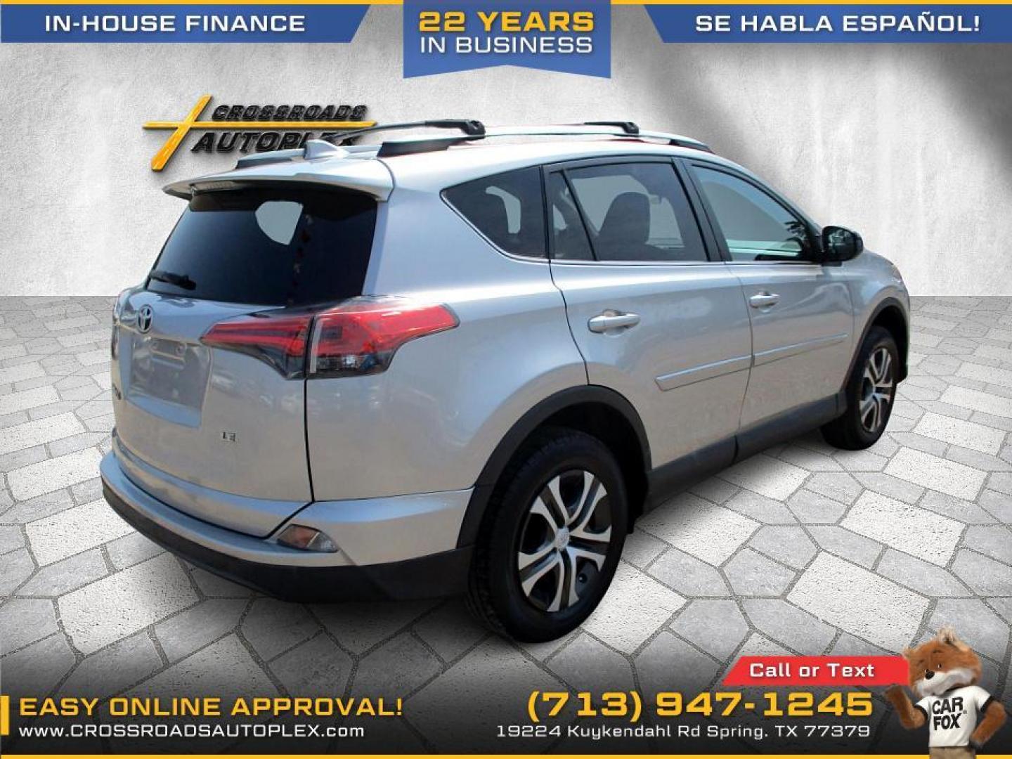 2017 SILVER /BLACK TOYOTA RAV4 LE FWD (2T3ZFREV3HW) with an 2.5L L4 DOHC 16V engine, 6-SPEED AUTOMATIC transmission, located at 19224 Kuykendahl Rd, Spring, TX, 77379, (713) 947-1245, 30.049259, -95.491402 - This mid-size SUV has great appeal and will not last long! Come check us out today! Crossroads Autoplex is a family run dealership that has strived on the same street since 1999! We are here to offer you quality vehicles at a very reasonable price. Here at Crossroads we understand that not everyone - Photo#4