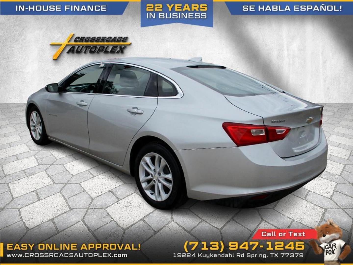 2017 SILVER /GRAY CHEVROLET MALIBU 1LT (1G1ZE5STXHF) with an 1.5L L4 DOHC 16V engine, 6-SPEED AUTOMATIC transmission, located at 19224 Kuykendahl Rd, Spring, TX, 77379, (713) 947-1245, 30.049259, -95.491402 - Photo#2